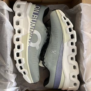 On running shoe, Cloud monster 2, in mineral/aloe. Women’s size 8. Never worn.